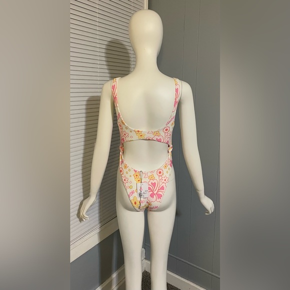 NWT Forever 21 Barbie Monokini One Piece Swimsuit Floral Flowers Size Small - Picture 3 of 14